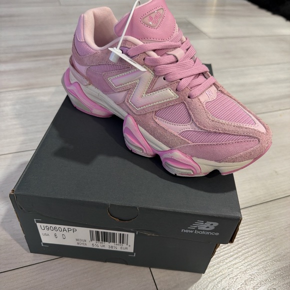 New Balance Women's Pink Layered Sole Sneakers - Picture 3 of 5